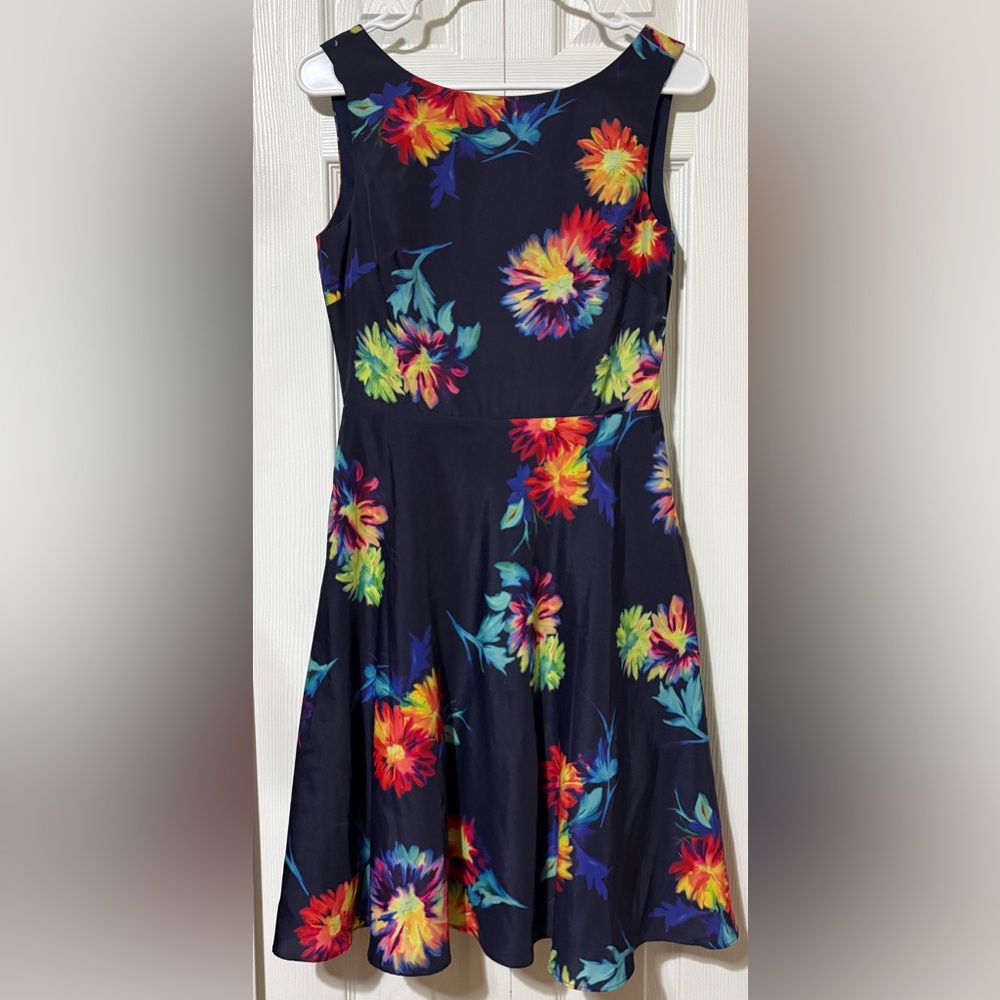 Betsey Johnson Floral Fit And Flare Dress Size 2 Sleeveless